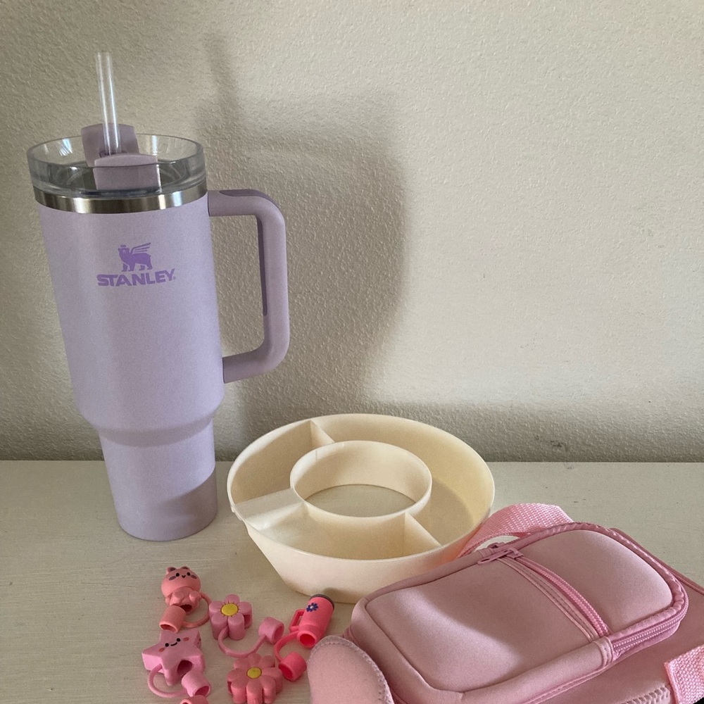 Stanley water bottle and accessories